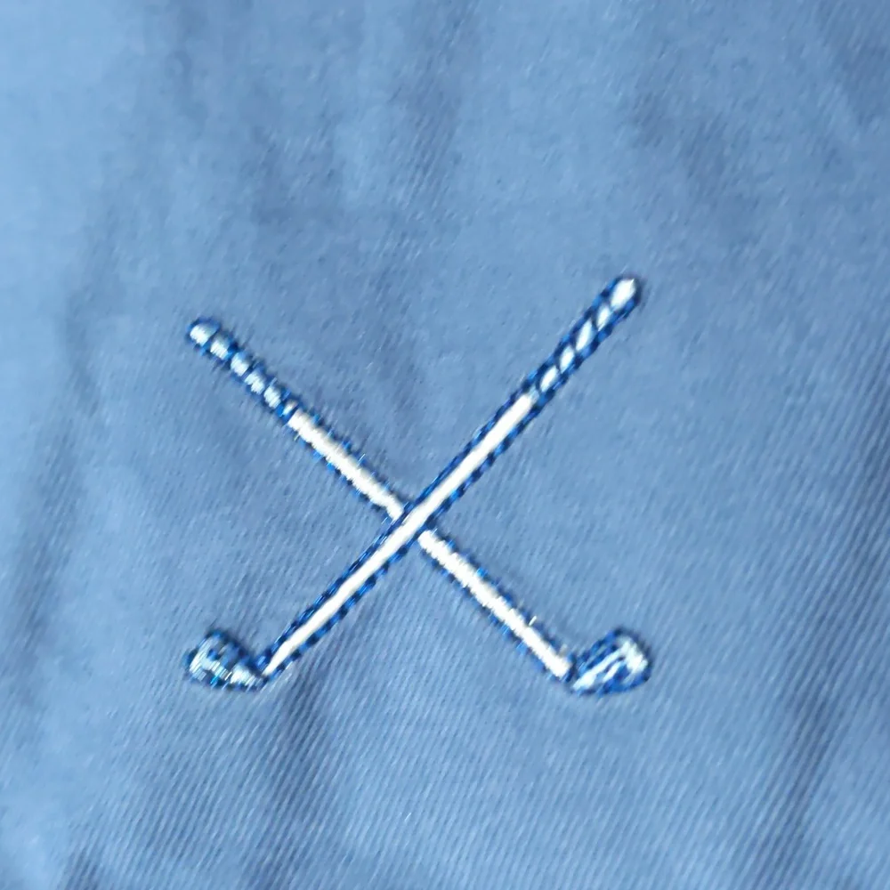 Boy's 12 Vineyard Vines Embroidered Golf Club Shorts - Picture 3 of 4